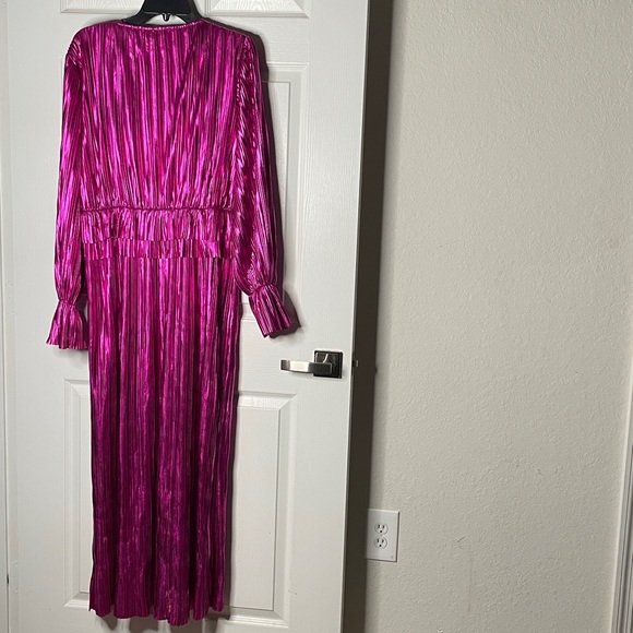NWT Buddy Love Evie Metallic Long Sleeve Maxi Dress - Picture 8 of 9